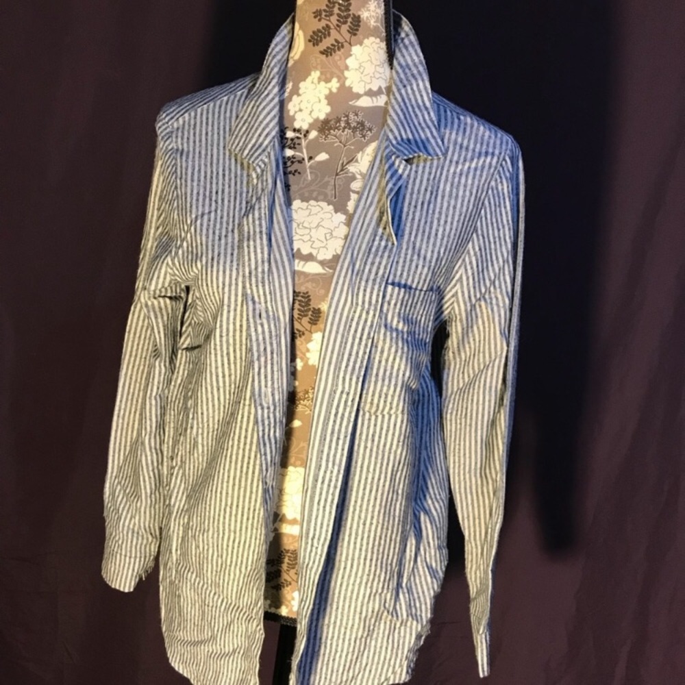 Boyfriend fit button down